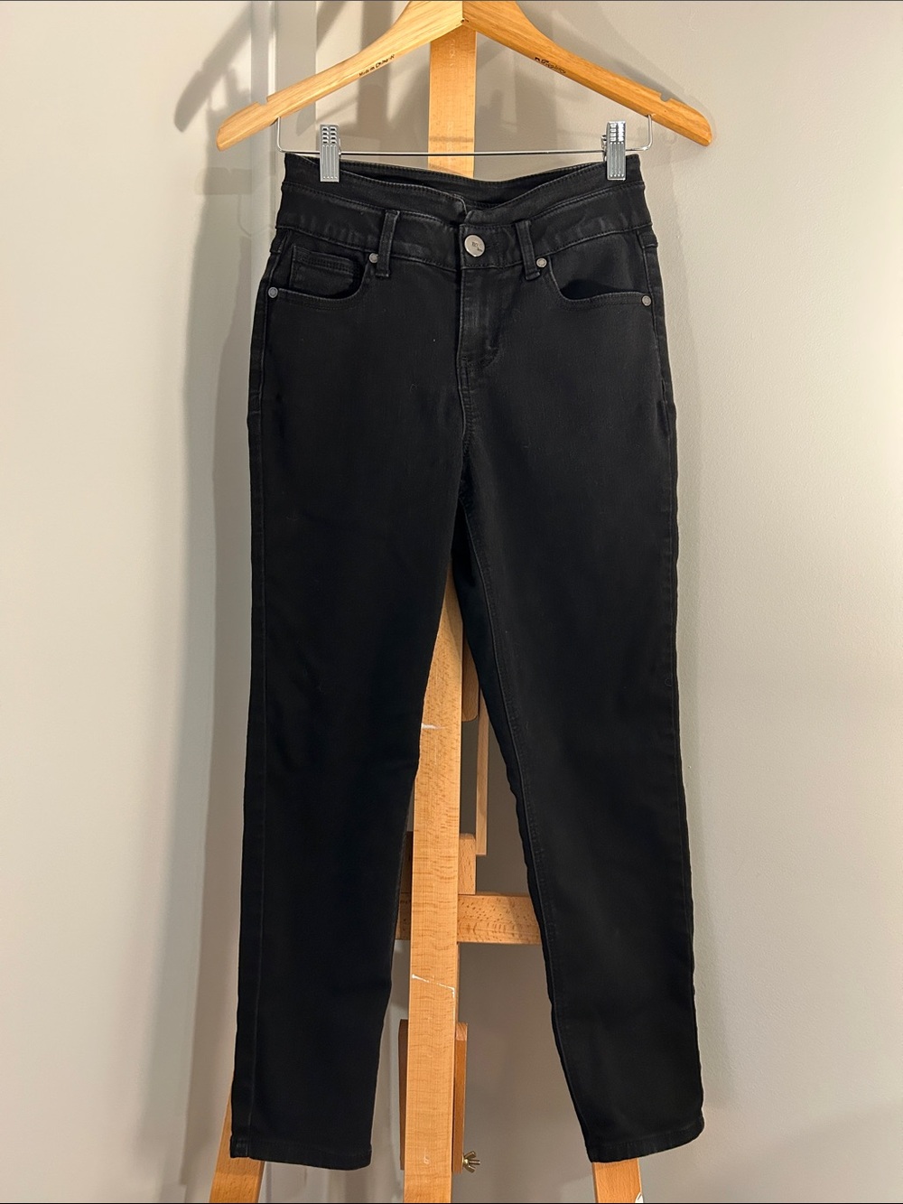 1822 Denim Women's Black Skinny High-Rise Jeans